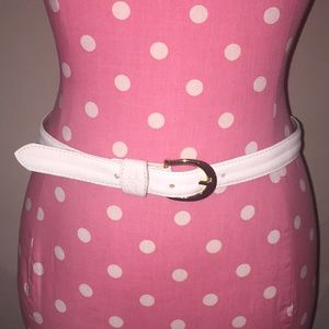 White leather belt Sz M 27-31 w gold buckle